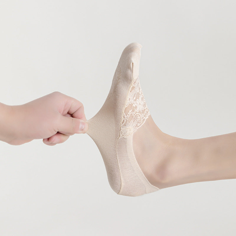 Spring & Summer Women’s Invisible Lace Boat Socks – Non-Slip, Breathable, Soft Cotton