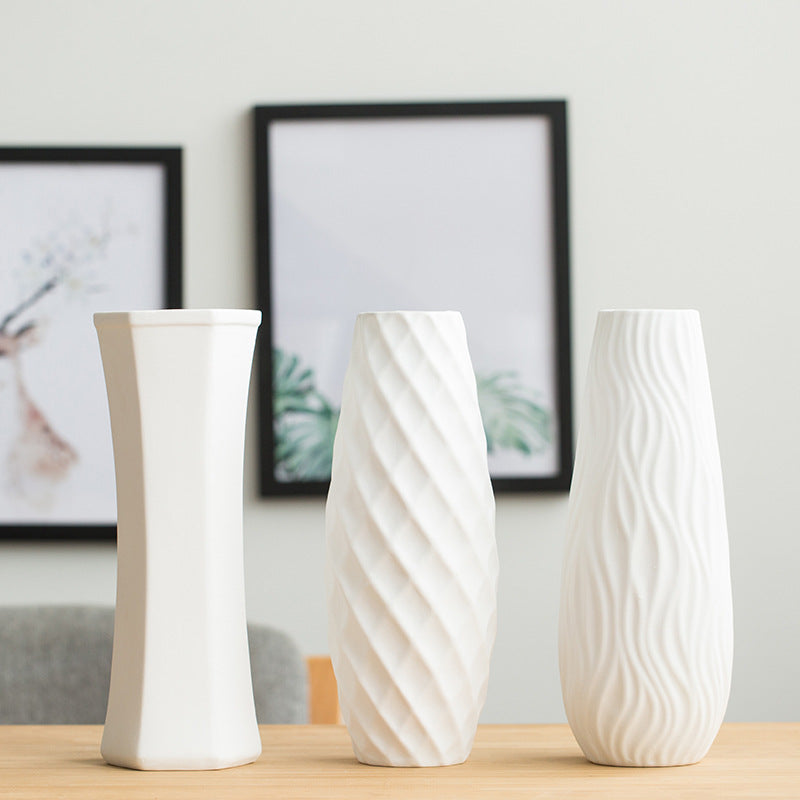 Simple Ceramic Vase – Traditional Craft Decorative Vase for Home & Cafe