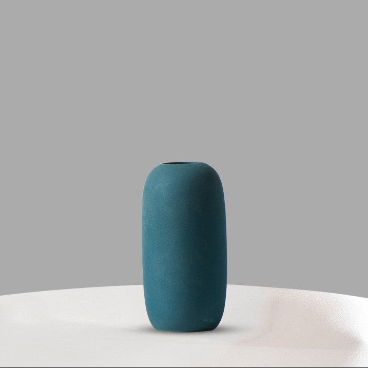 Handmade Modern Porcelain Vase – Minimalist Decorative Hanging Ornament
