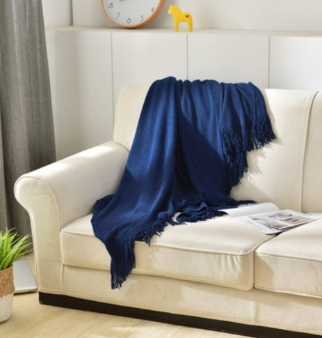 Knitted Tassel Blanket – Soft Sofa & Napping Throw