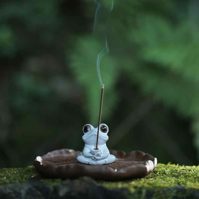 Ceramic Laid-Back Frog Incense Holder – Meditation, Ritual & Wellness Decor