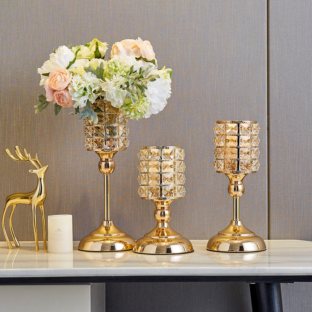 Golden Candle Holder Set – Elegant Decorative Metal Candle Stands