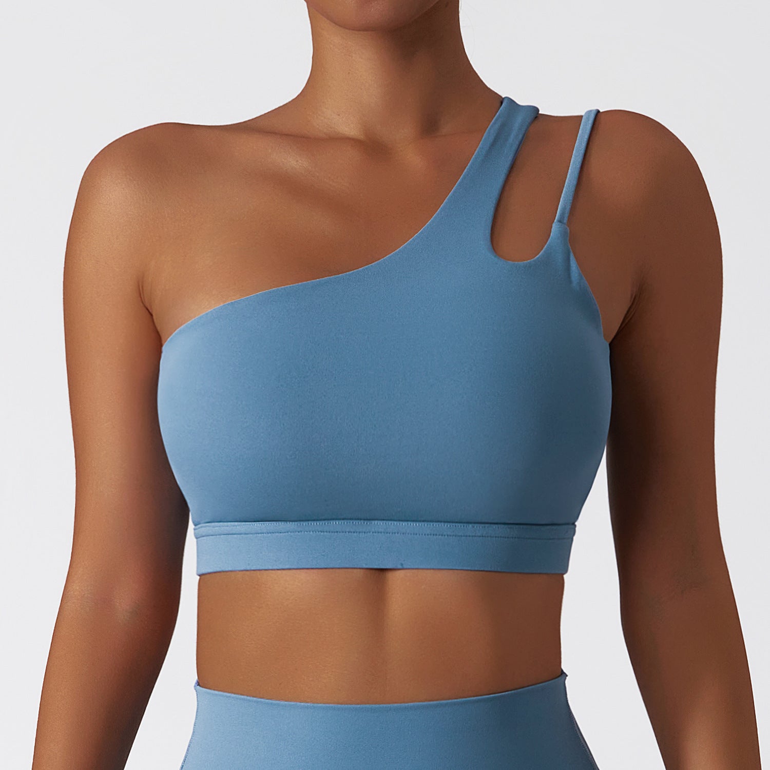 Premium One-Piece Sports Bra – Full Coverage, Comfortable, and Stylish for All Seasons