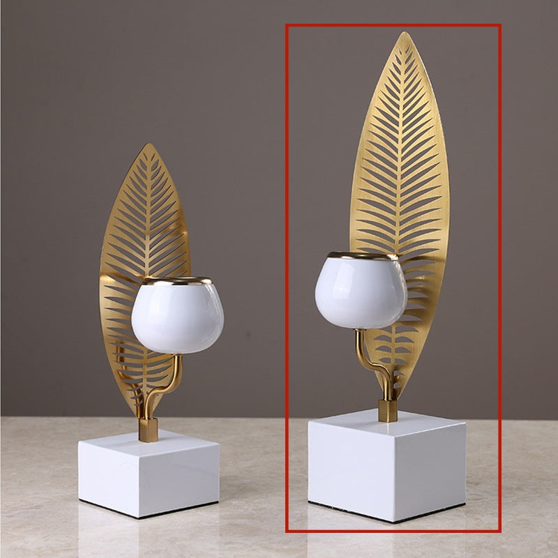 Nordic Electroplated Metal Candle Holder – Modern Decorative Ornament