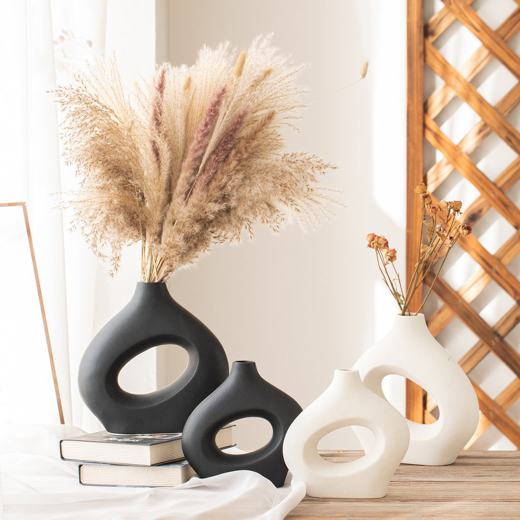 Vaso circular moderno em cerâmica – peça artesanal minimalista para decoração de casa.