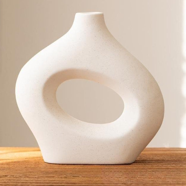 Vaso circular moderno em cerâmica – peça artesanal minimalista para decoração de casa.