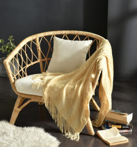 Knitted Tassel Blanket – Soft Sofa & Napping Throw