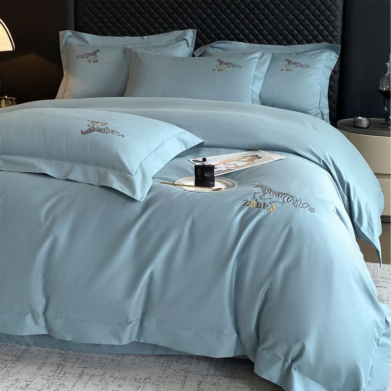 Light Luxury Autumn & Winter Thickened Cotton Bedding Set – 4-Piece Modern Simplicity Collection