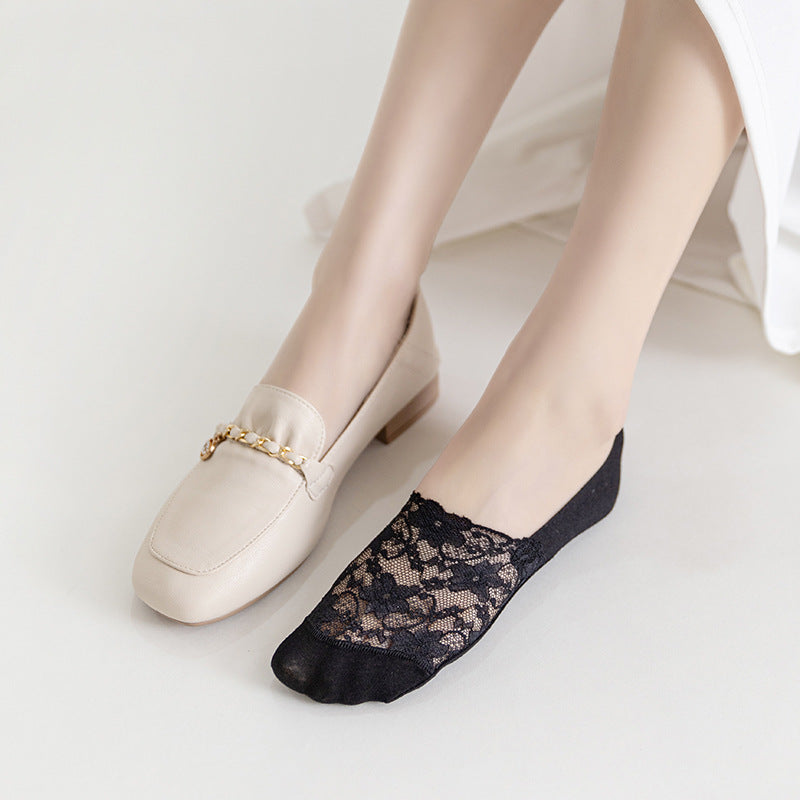 Spring & Summer Women’s Invisible Lace Boat Socks – Non-Slip, Breathable, Soft Cotton