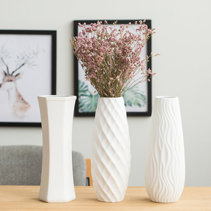 Simple Ceramic Vase – Traditional Craft Decorative Vase for Home & Cafe