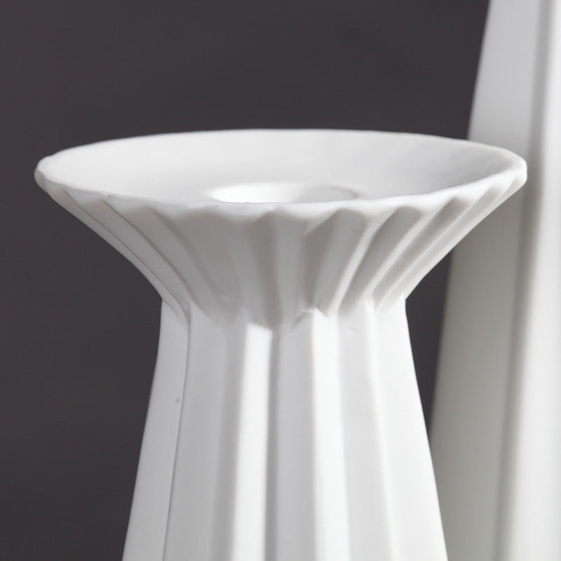 Scandinavian Minimalist Ceramic Candle Holder – Modern Home Decor