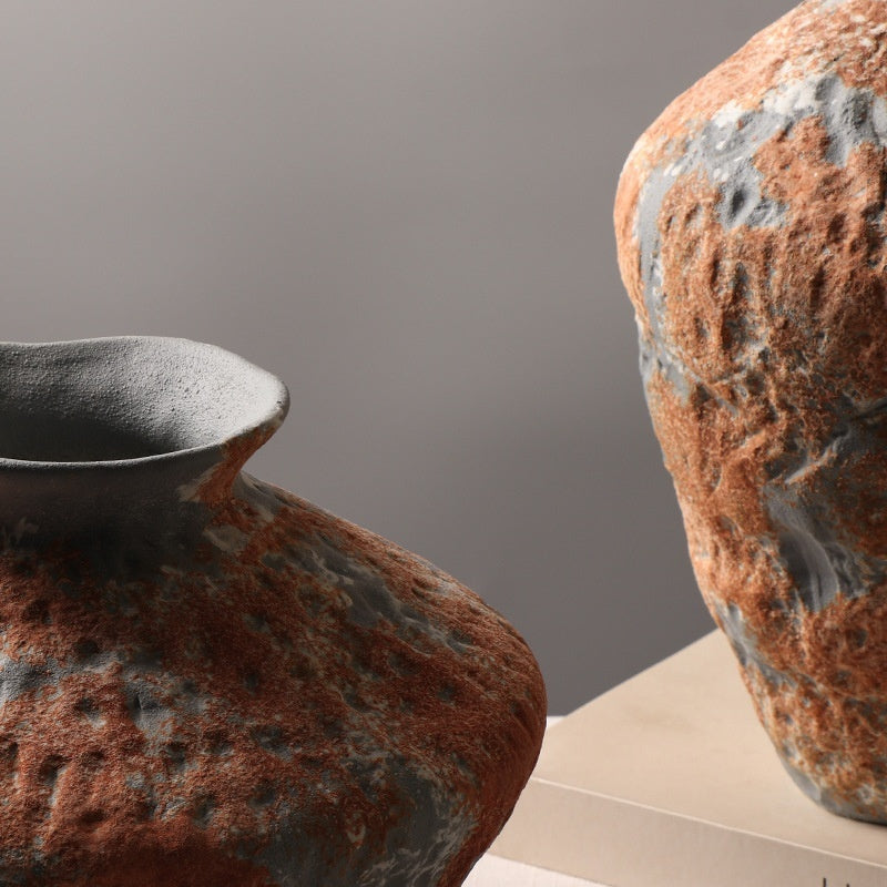 Retro Nostalgic Ceramic Vase – Zen Home Decor with Colored Glaze Finish