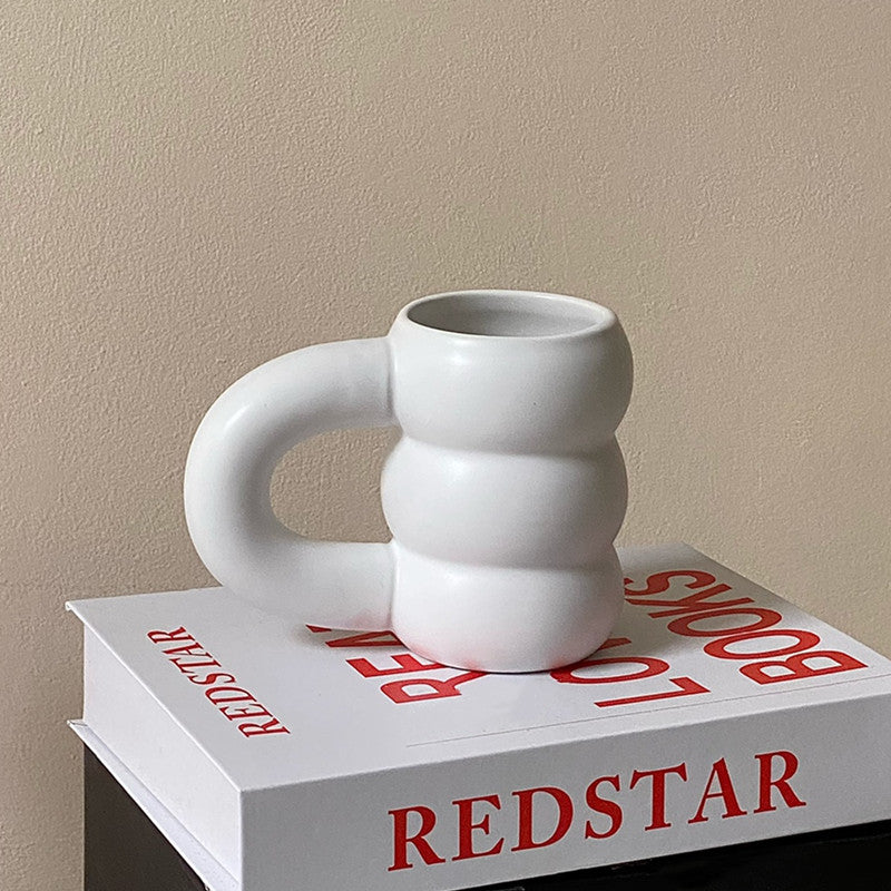 كوب سيراميك من شركة Scandinavian Tire - كوب قهوة بمقبض خشن