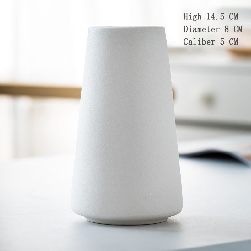 Nordic Ceramic Vase – Handmade Minimalist Flower Vase for Home & Office Decor