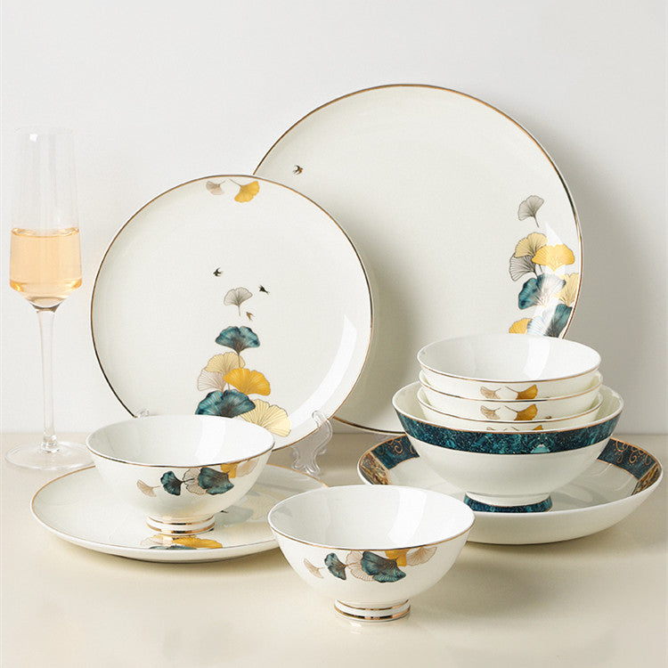 Nordic Porcelain Tableware – Round Flat Plate with Plant & Flower Design