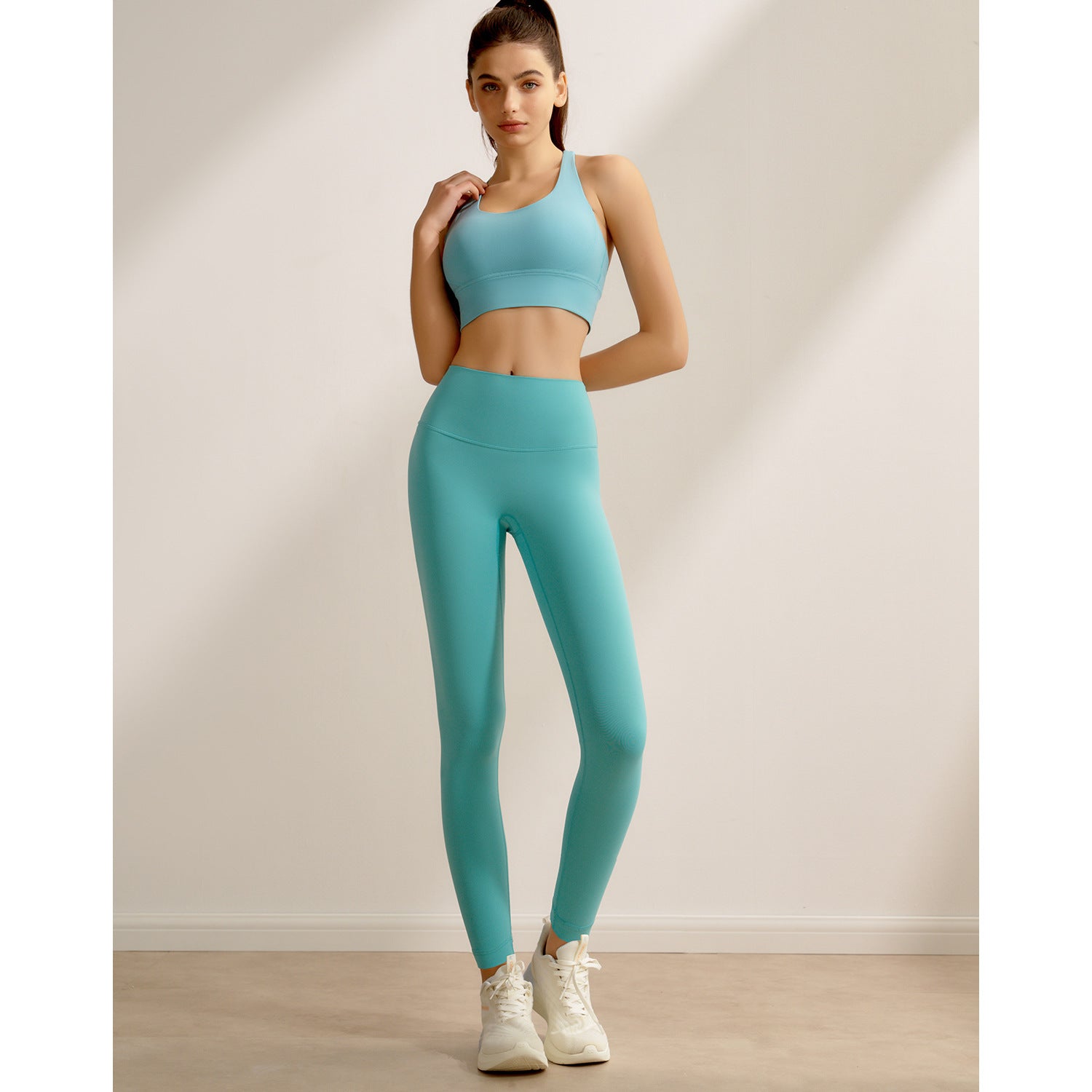 High-Waisted Yoga Pants for Women – Tight-Fit, Sweat-Wicking Activewear
