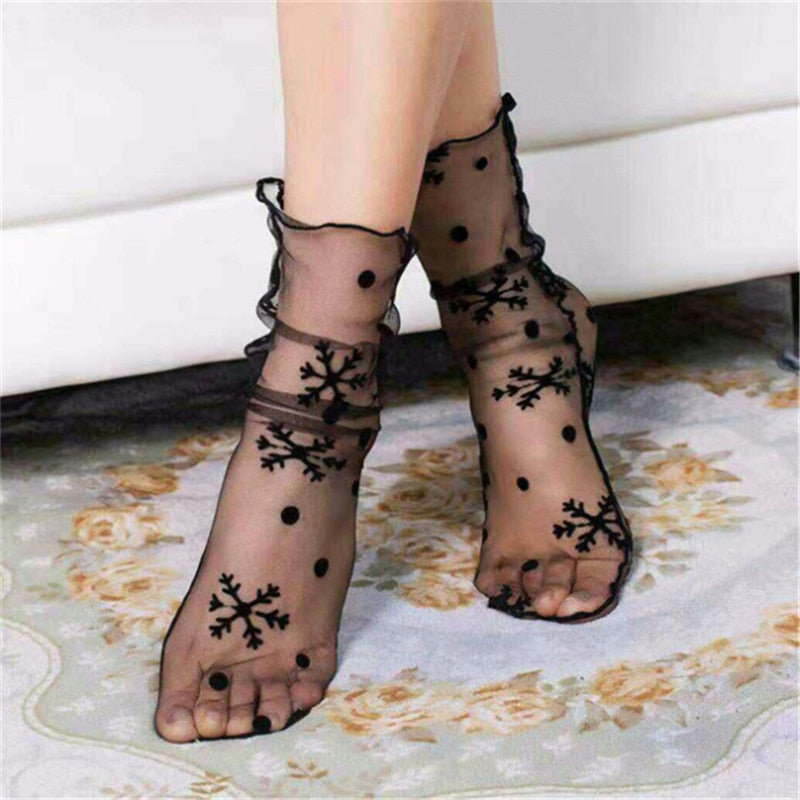 Spring & Summer Retro Lace Floral Mesh Women’s Socks – Breathable, Ultrathin, Elegant Transparent Silk Socks