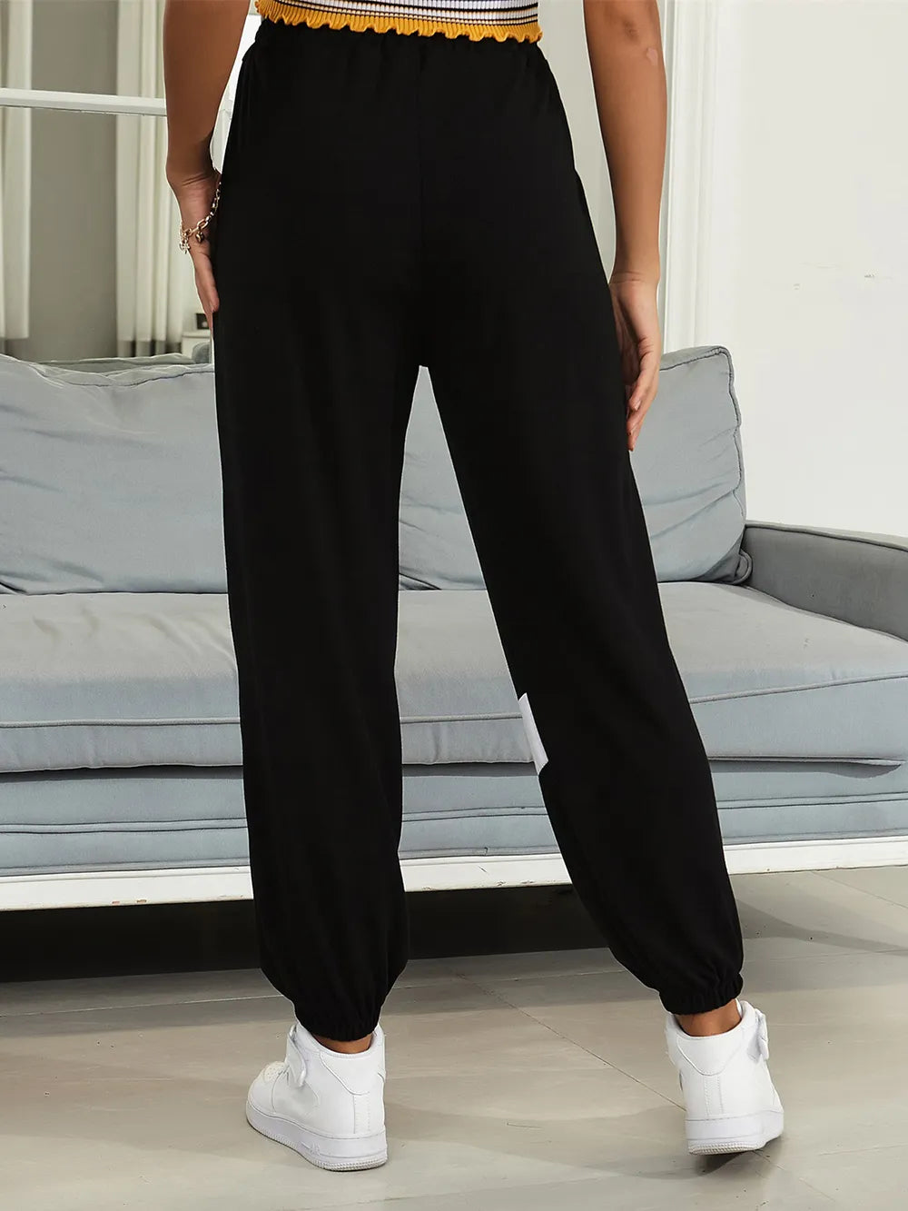 Drawstring Contrast Joggers with Pockets – Comfortable & Stylish Everyday Wear