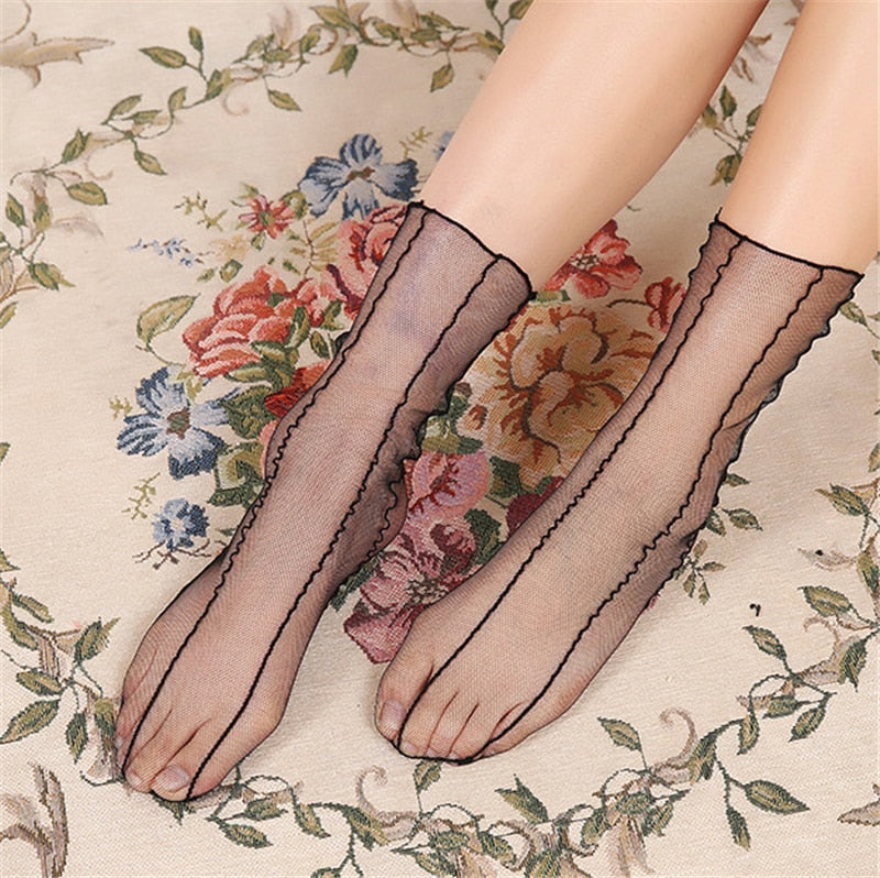 Spring & Summer Retro Lace Floral Mesh Women’s Socks – Breathable, Ultrathin, Elegant Transparent Silk Socks