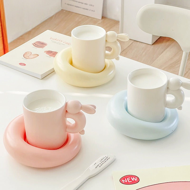 Cute Ceramic Mug with Lid & Handle – Coffee Cup