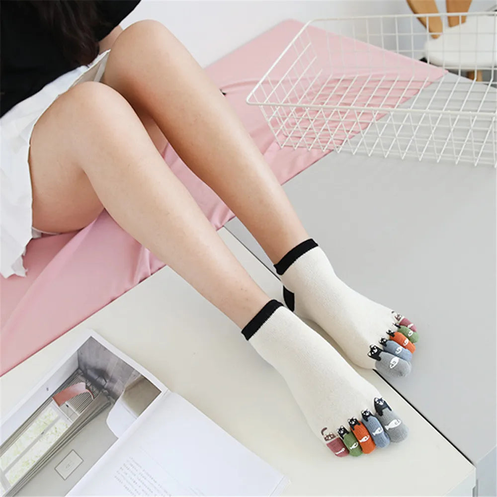 Women Cute Happy Print Colorful Five-Finger Harajuku Cotton Socks – Breathable, Anti-Friction & Fun Design