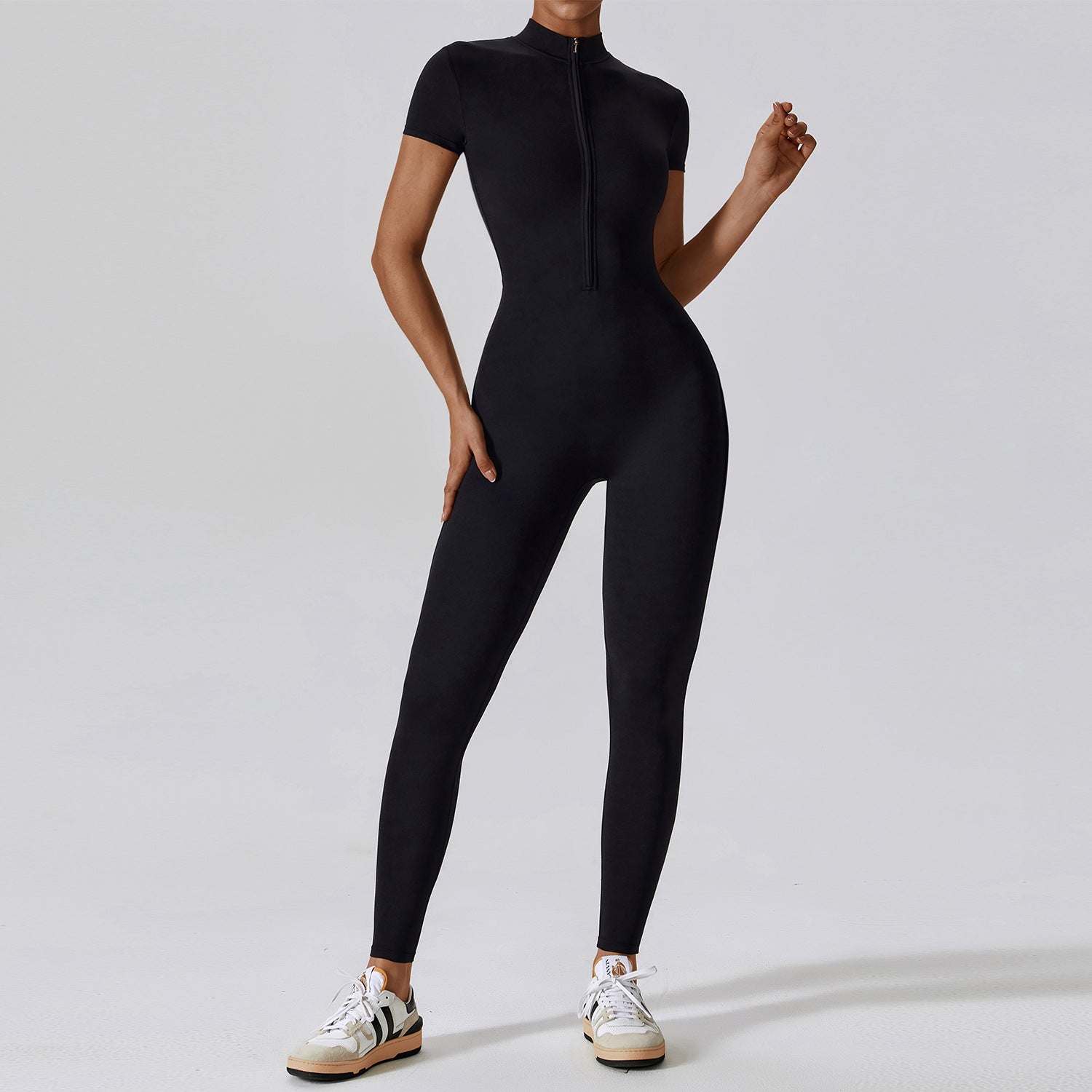 Women’s Pullover Sports Jumpsuit – Tight-Fit for Dance & Extreme Fitness
