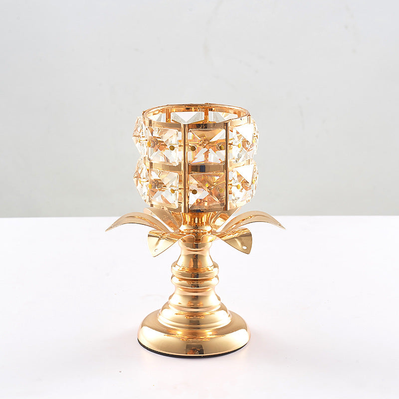 Nordic Crystal Candle Holder – Elegant Metal Candlestick Home Decor