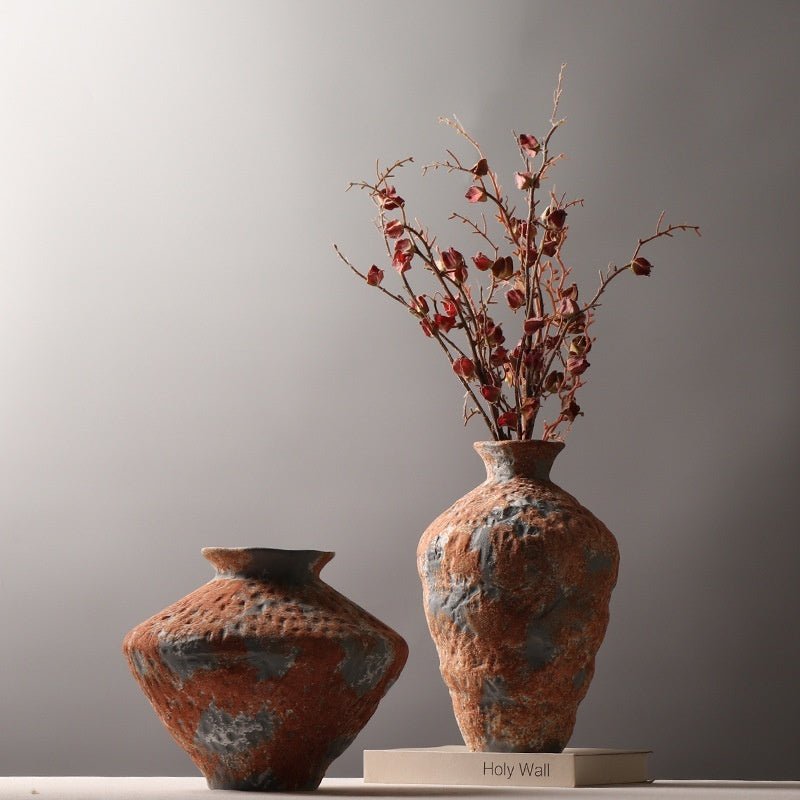 Retro Nostalgic Ceramic Vase – Zen Home Decor with Colored Glaze Finish
