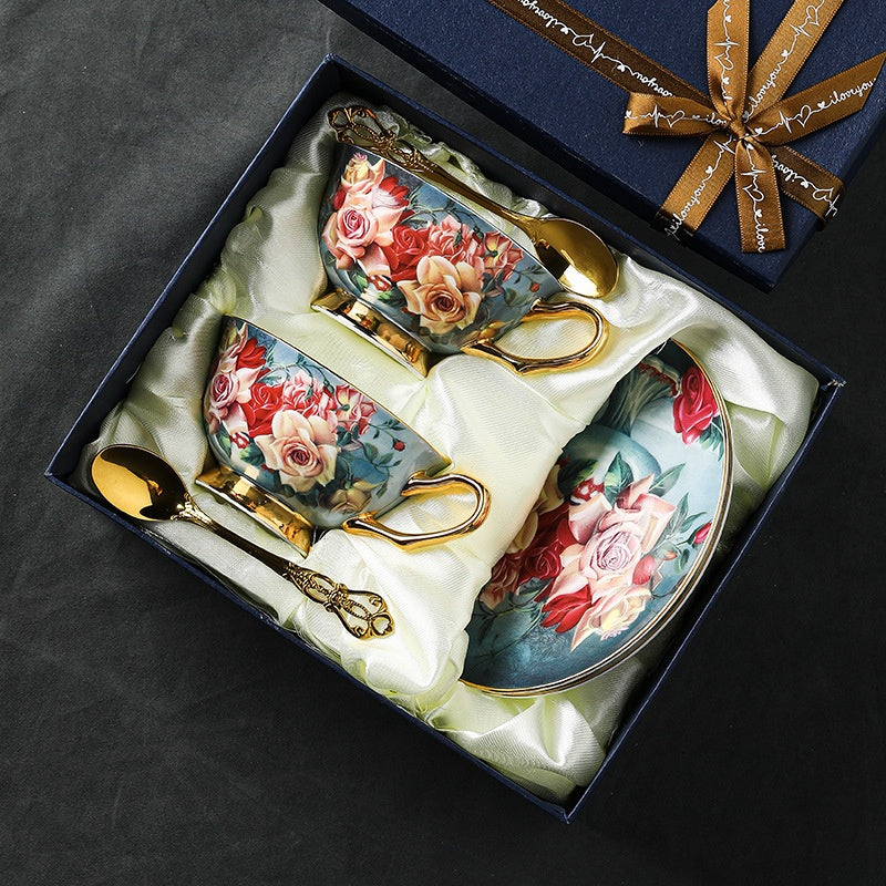 Luxury Retro Floral Coffee Cup & Saucer Set – Elegant Gift Tea Cups