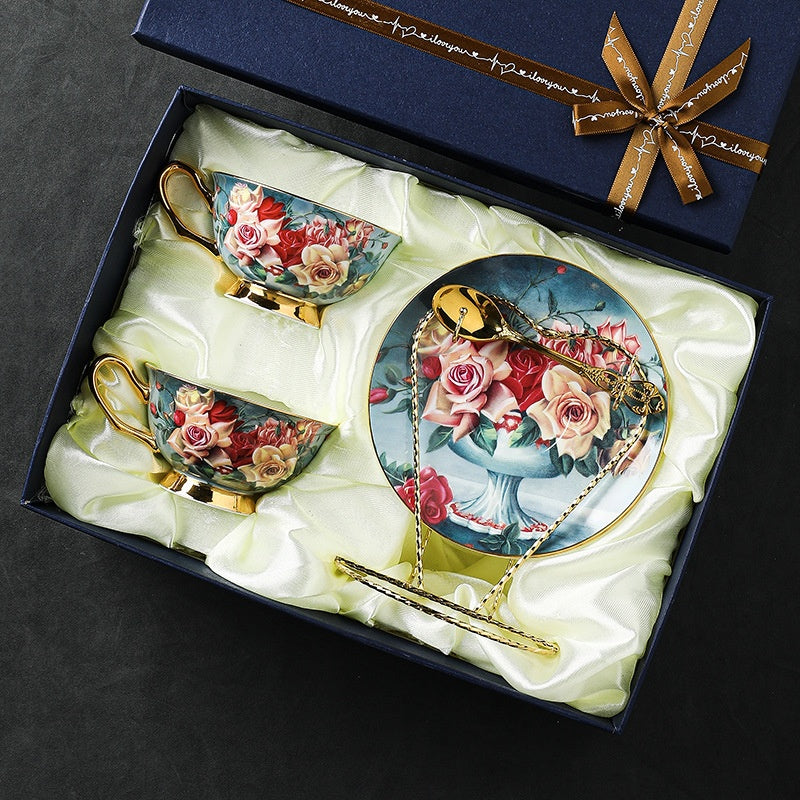 Luxury Retro Floral Coffee Cup & Saucer Set – Elegant Gift Tea Cups