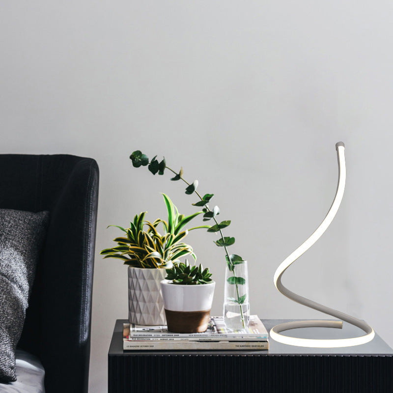 Eye Protection Night Light LED Desk Lamp – Stepless Dimming & Adjustable Color Temperature