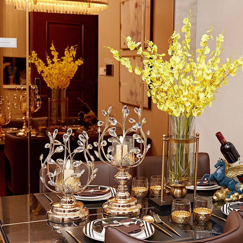 Retro Metal Candle Holder – Light Luxury Geometric Ornament