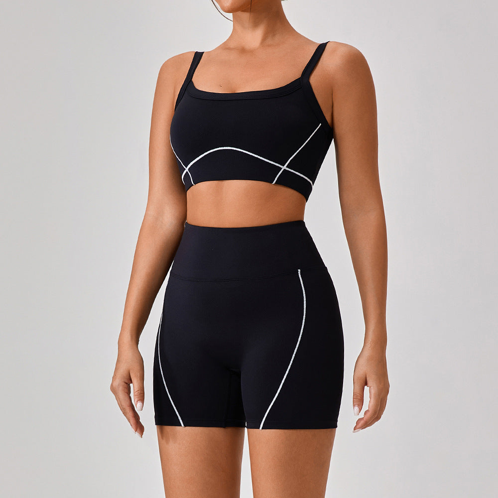 Stylish Women’s Two-Piece Set – Moisture-Wicking Tight Fit Top & Pants for All Seasons