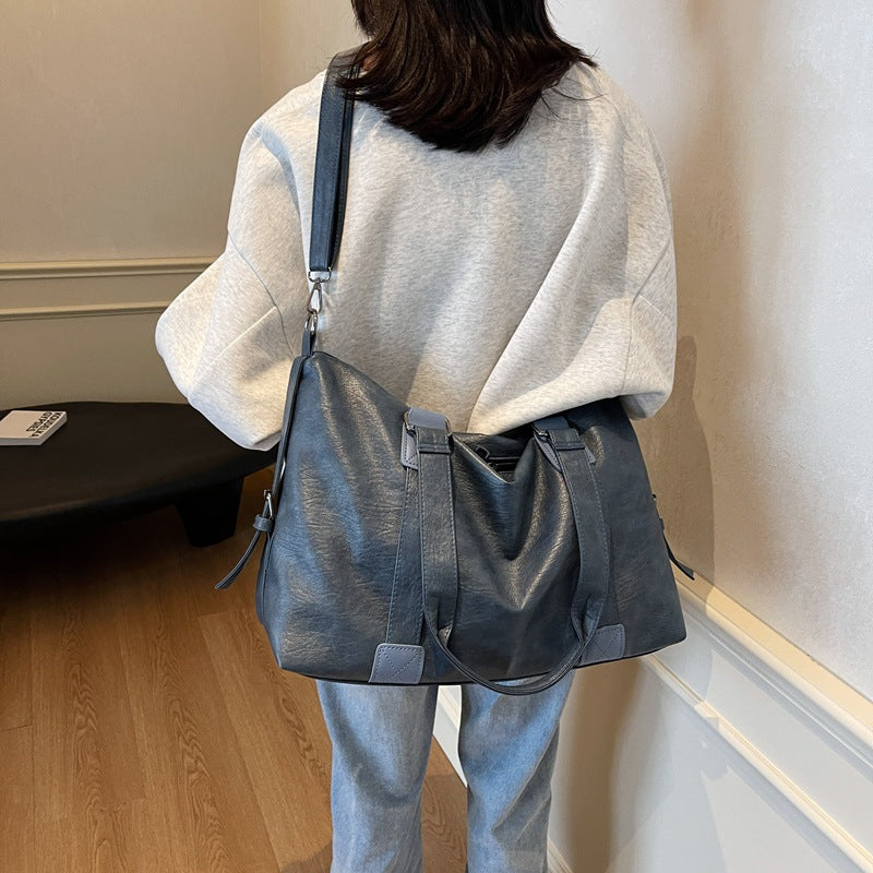 Large Capacity Crossbody Bag – Durable PU Travel & Fitness Bag