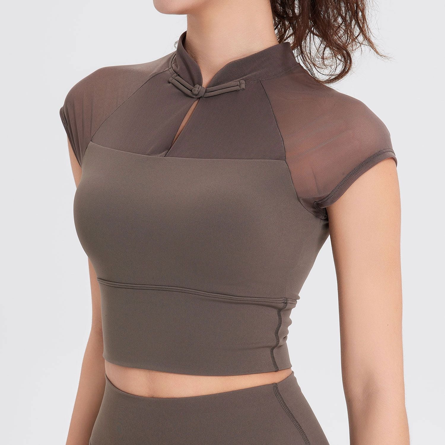 Strapless Sports Short Sleeve Top with Moderate Lift – Breathable Nylon Activewear for Running & Fitness